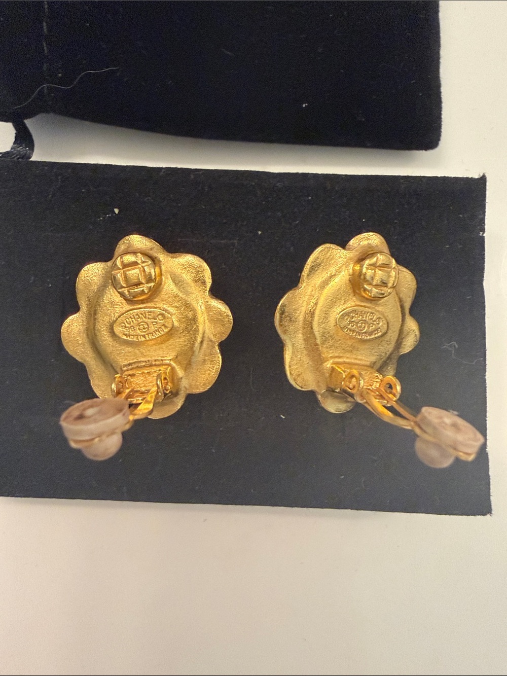 Chanel Gold-Tone Flower Clip-on Earrings - Picture 3 of 6